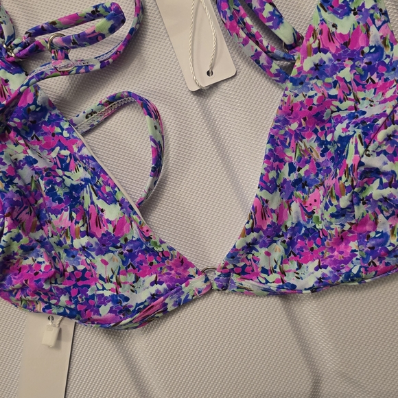 Floral Bikini Set - Picture 2 of 4